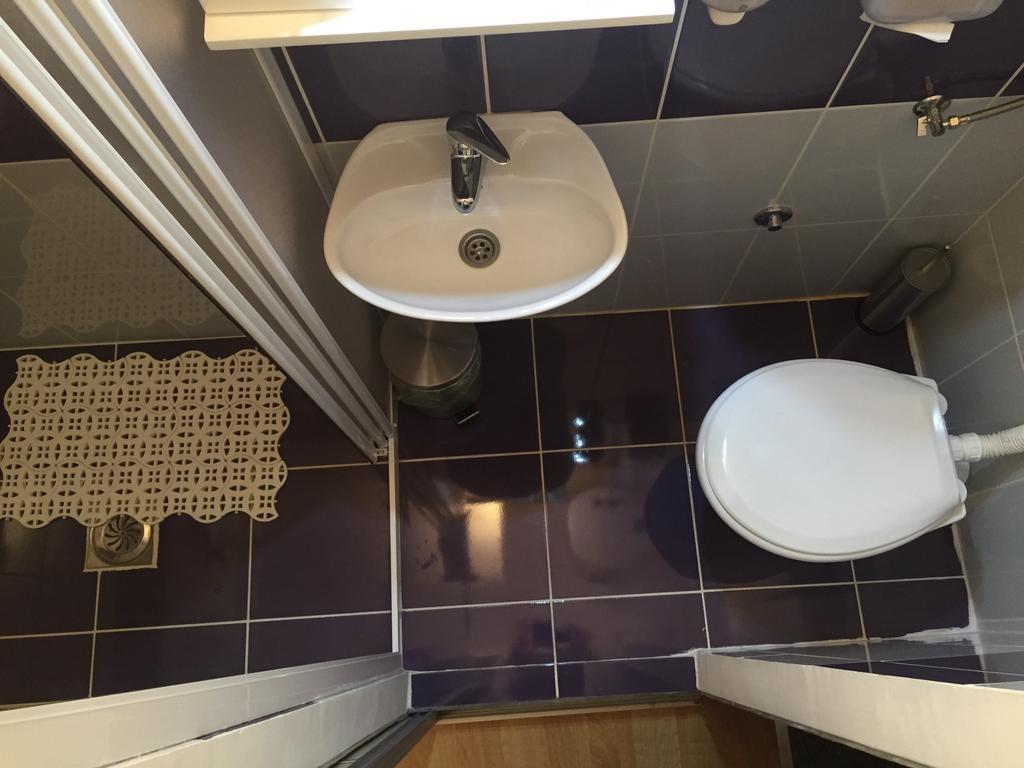 Kona Apartment Βελιγράδι Δωμάτιο φωτογραφία