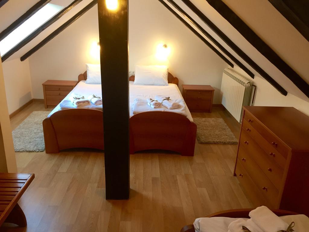 Kona Apartment Βελιγράδι Δωμάτιο φωτογραφία